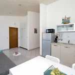 With Parking Space Okrug Gornji, Ciovo - 25259 Appartamento
