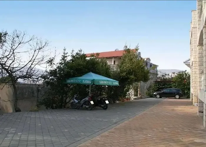 With Parking Space Okrug Gornji, Ciovo - 25259 *